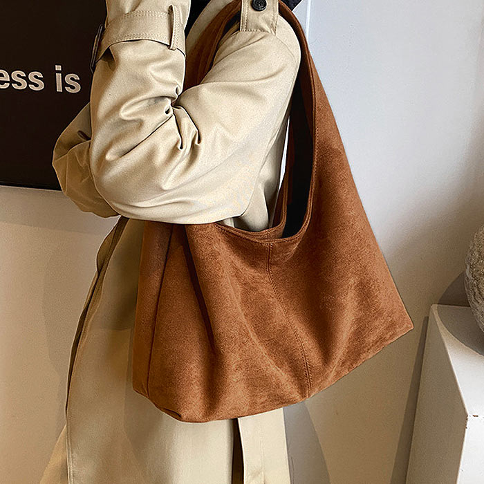 2792円 クーポンで！ 鞄 レディース ハンドバッグ スエード レザー 秋 冬 黒 おしゃれ シンプル 内ポケット 大容量 幅広持ち手 ボタン^ka-214^ | uricca | 03