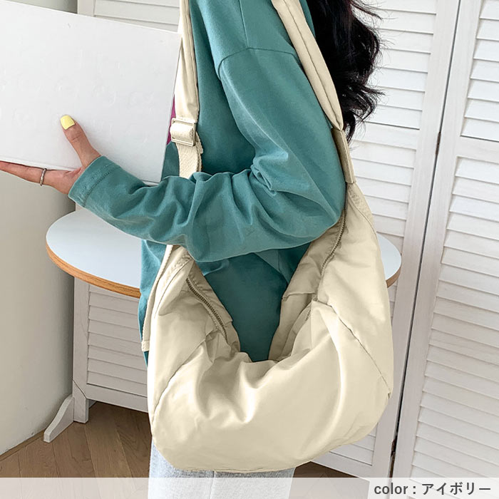 3192円 クーポンで！ ショルダーバッグ レディース カジュアル おしゃれ 斜めがけ クロスボディ ナイロン 軽い[郵3]^ka-219^ | uricca | 21