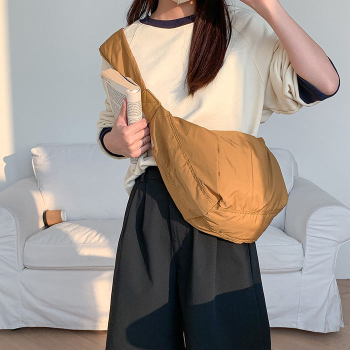 3192円 クーポンで！ ショルダーバッグ レディース カジュアル おしゃれ 斜めがけ クロスボディ ナイロン 軽い[郵3]^ka-219^ | uricca | 04