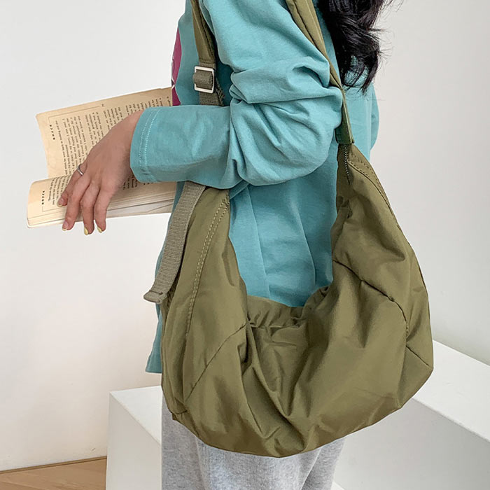 3192円 クーポンで！ ショルダーバッグ レディース カジュアル おしゃれ 斜めがけ クロスボディ ナイロン 軽い[郵3]^ka-219^ | uricca | 03