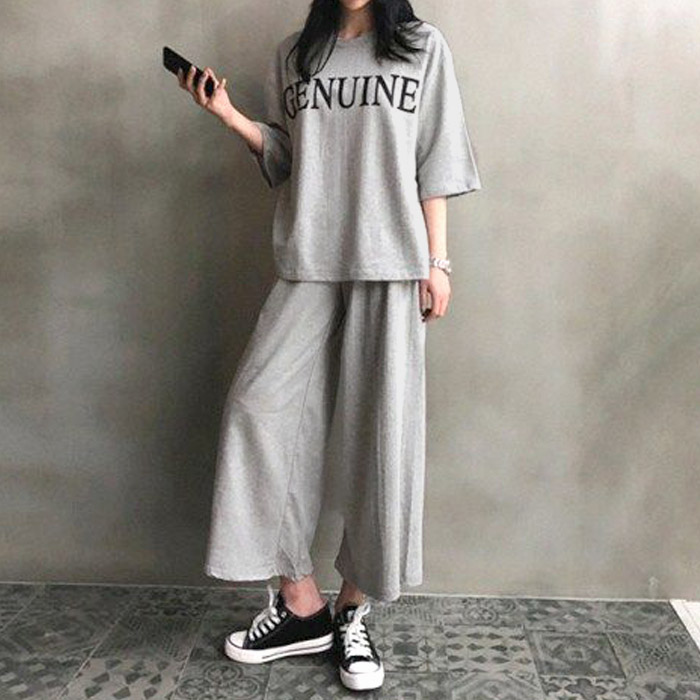 【美品】リルーム 上下セットアップ ジャージセット【2点セット】セットアップ レディース