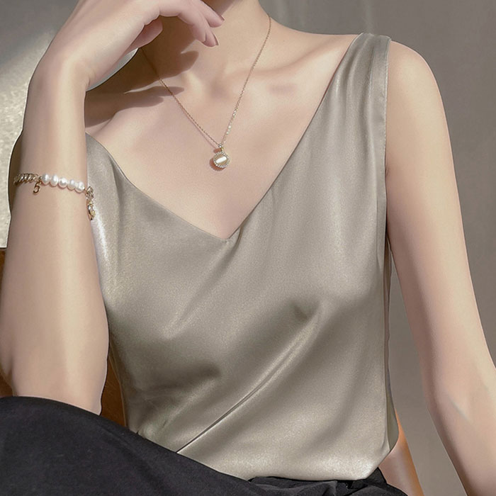 タンクトップ レディース シルクタッチ キャミソール 涼しい トップス インナー 春 夏 秋 冬 白 黒 おしゃれ かわいい [郵1]^t1102^ | uricca | 03