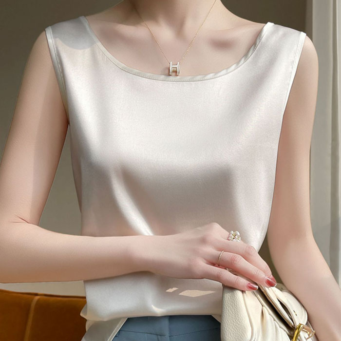 タンクトップ レディース シルクタッチ キャミソール 涼しい トップス インナー 春 夏 秋 冬 白 黒 おしゃれ かわいい [郵1]^t1102^ | uricca | 13