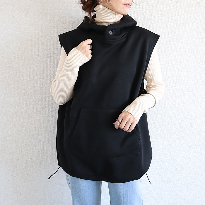 2596円 クーポンで！ ベスト トップス スウェット レディース 秋 冬 黒 おしゃれ ノースリーブ フード 裏起毛 重ね着 レイヤード 極暖[郵3]^t1123^ | uricca | 01