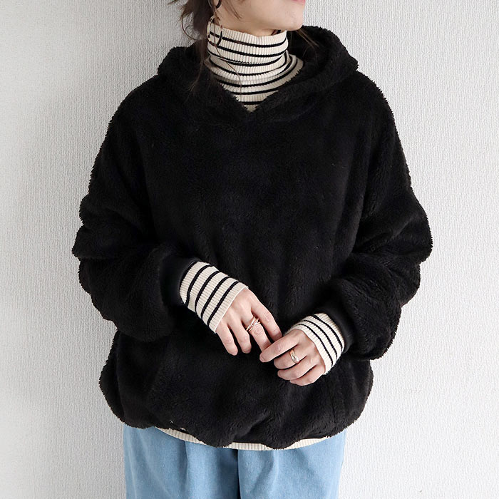 2691円 クーポンで！ トップス レディース 黒 白 もこもこ おしゃれ 裏ボア フード付き ポケット付き 長袖 極暖 保温 フーディ パーカー[郵3]^t1132^ | uricca | 01