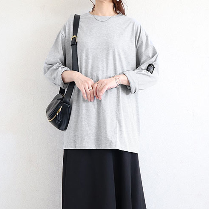 1690円 2点購入クーポンで★ Tシャツ レディース トップス 長袖 春 秋 黒 白 おしゃれ かわいい ボーダー 無地 ステッチ付き [郵1.5]^t570^ | uricca | 23