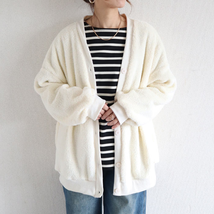 2995円 クーポンで！ アウター レディース ボアカーディガン 秋 冬 白 黒 おしゃれ 長袖 もこもこ 極暖 暖か ぽわん袖 体型カバー 羽織り[郵3]^v194^ | uricca | 04