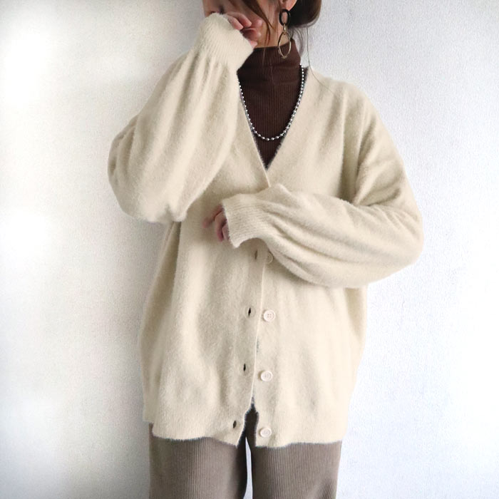 3591円 クーポンで！ アウター レディース ニットカーディガン 秋 冬 白 黒 おしゃれ 長袖 シャギー 極暖 暖か ぽわん袖 体型カバー 羽織り^v195^ | uricca | 02