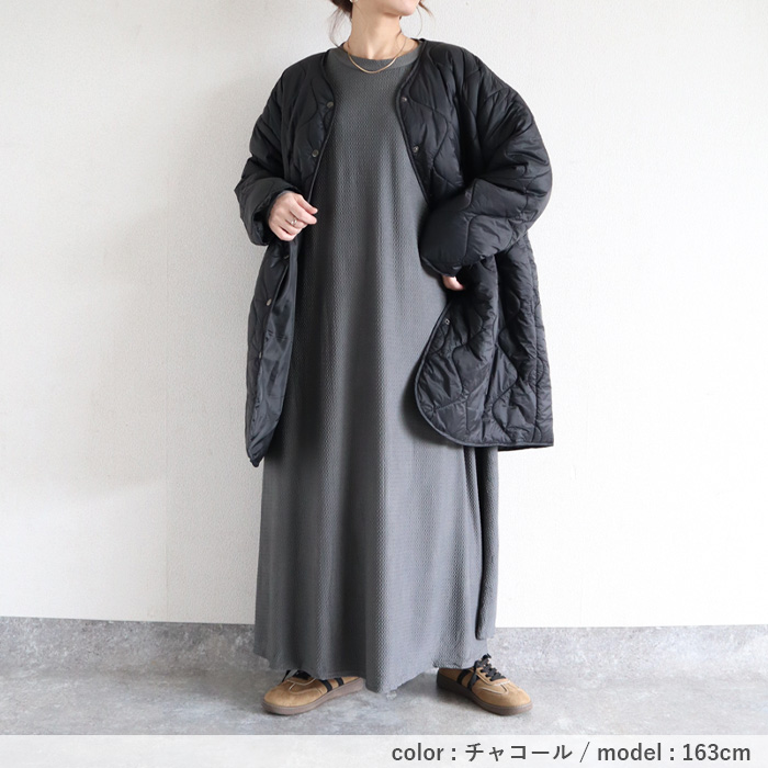 1832円 クーポンで！ ワンピース レディース Aライン エンボス素材 フレアワンピース 秋 黒 重ね着 ルームウェア ワンマイル ロング丈 ゆったり [郵3]^w725^ | uricca | 19