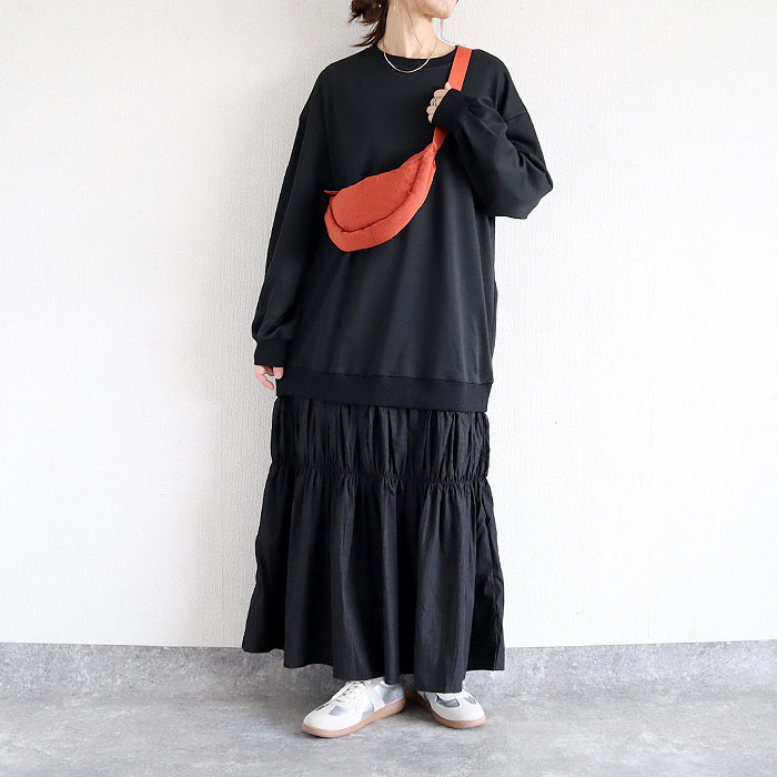 2793円 クーポンで！ ワンピース レディース ドッキングワンピース 秋 冬 黒 おしゃれ 長袖 ぽわん袖 ロング丈 マキシ丈 切替ワンピース[郵3]^w727^ | uricca | 01