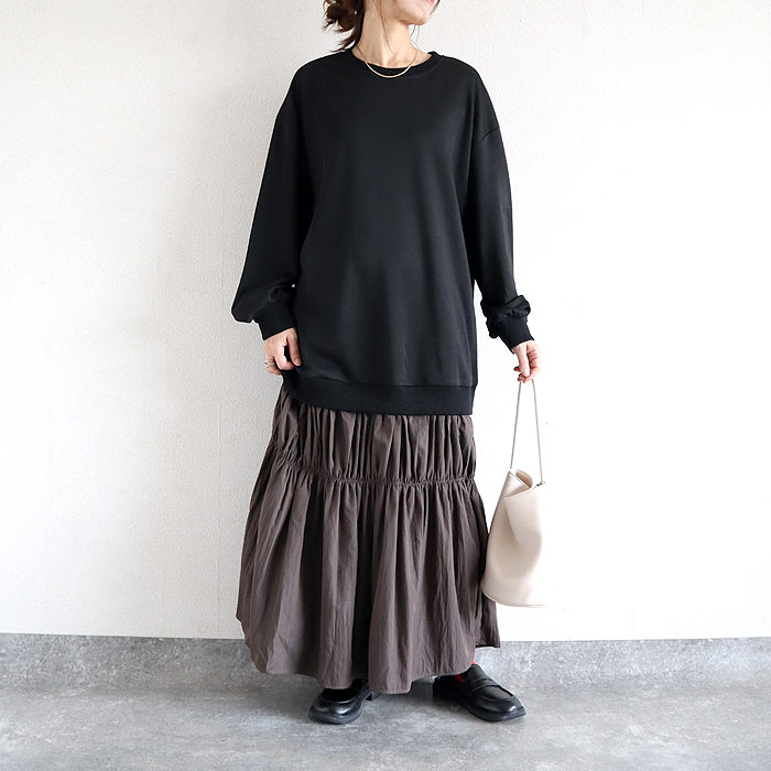 2793円 クーポンで！ ワンピース レディース ドッキングワンピース 秋 冬 黒 おしゃれ 長袖 ぽわん袖 ロング丈 マキシ丈 切替ワンピース[郵3]^w727^ | uricca | 02