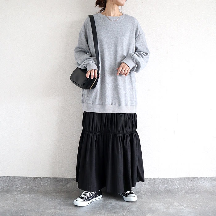 2793円 クーポンで！ ワンピース レディース ドッキングワンピース 秋 冬 黒 おしゃれ 長袖 ぽわん袖 ロング丈 マキシ丈 切替ワンピース[郵3]^w727^ | uricca | 04