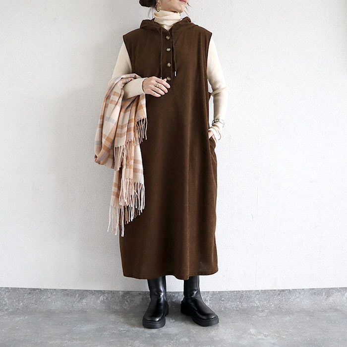 2691円 クーポンで！ ワンピース レディース コーデュロイ 秋 冬 白 黒 おしゃれ かわいい フード ノースリーブ 重ね着 ミドル丈 ゆったり [郵3]^w728^ | uricca | 01