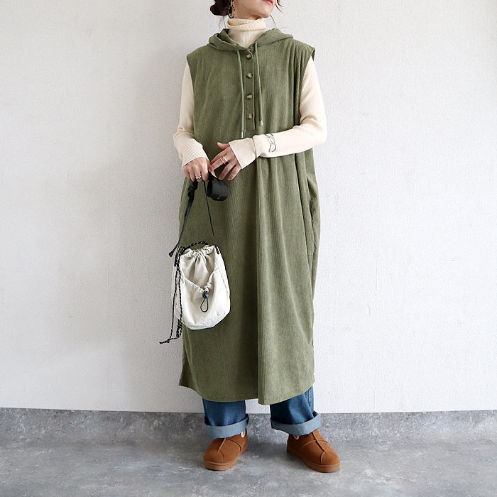 2691円 クーポンで！ ワンピース レディース コーデュロイ 秋 冬 白 黒 おしゃれ かわいい フード ノースリーブ 重ね着 ミドル丈 ゆったり [郵3]^w728^ | uricca | 05