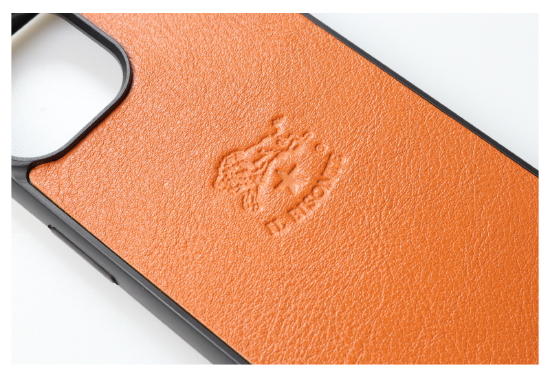IL BISONTE イルビゾンテ iPhoneケース iPhone 15用 レザー