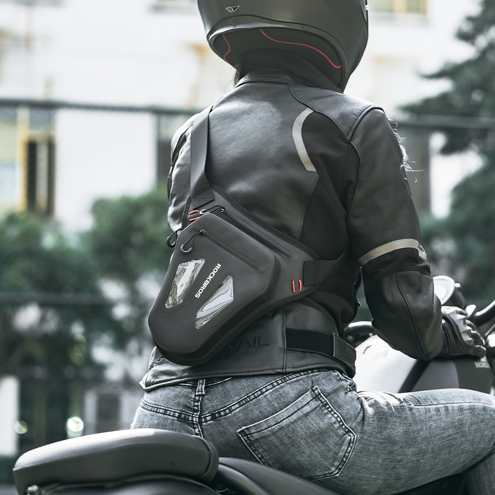 レッグバッグ