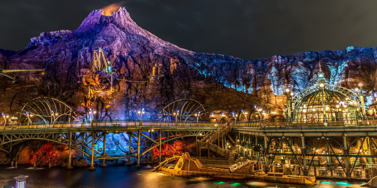 絵画風 壁紙ポスター (はがせるシール式) ディズニーシーの夜景