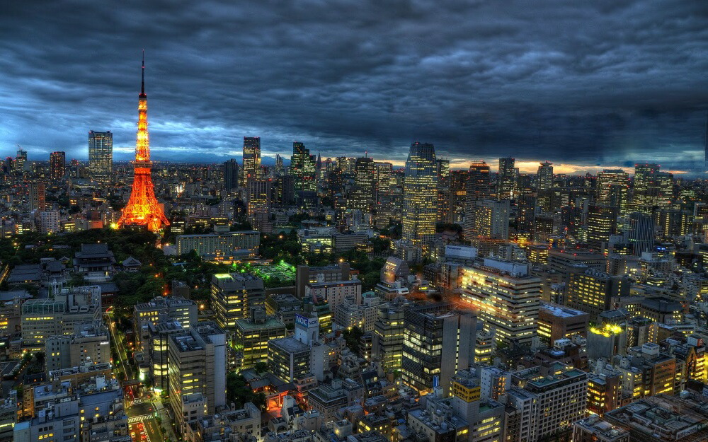 絵画風 壁紙ポスター (はがせるシール式) 東京タワー 夕暮れ 夜景 雷雲