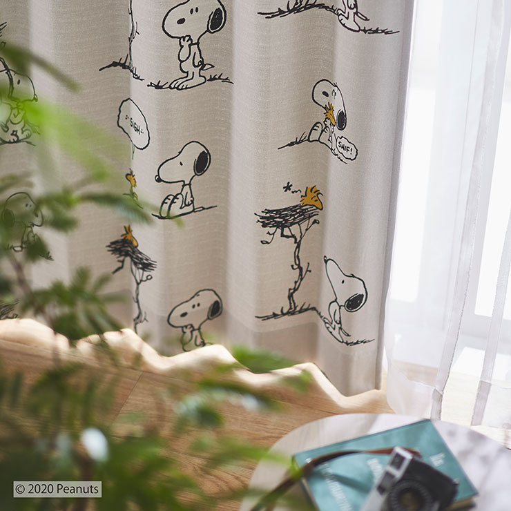 ヴィンテージ スヌーピー 生地 カーテン、目隠しカーテンすぐに使えます！ カーテン 日本製 スヌーピー SNOOPY Friend's nest フレンズ