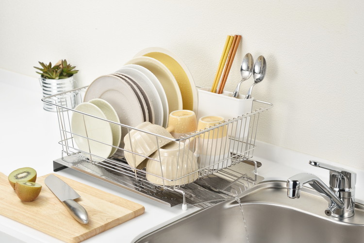 日本製 燕三条 水が流れるステンレス製水切り 横型ワイド 大容量 箸