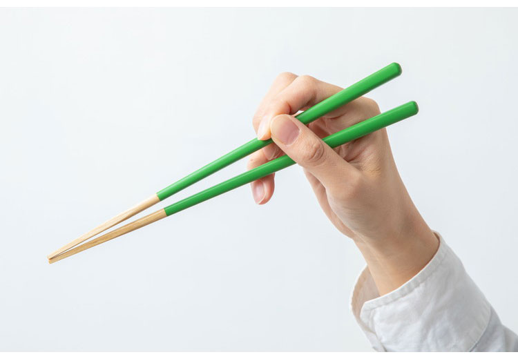 ほんとうにすべらないお箸 23cm スタッドレス加工 滑らない つかみやすい 食洗器対応 日本製 天然木 シンプル 箸 お箸 はし おはし プレゼント  :f2-dt-r:リコメン堂生活館 通販 