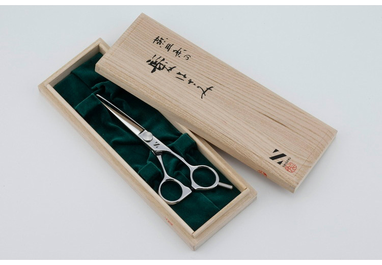 シゲル工業 燕三条 髪はさみ カット鋏・スキ鋏セット　はさみ Amazon.co.jp: 【燕三条製】シゲル工業 髪はさみ 梳き鋏 5.8