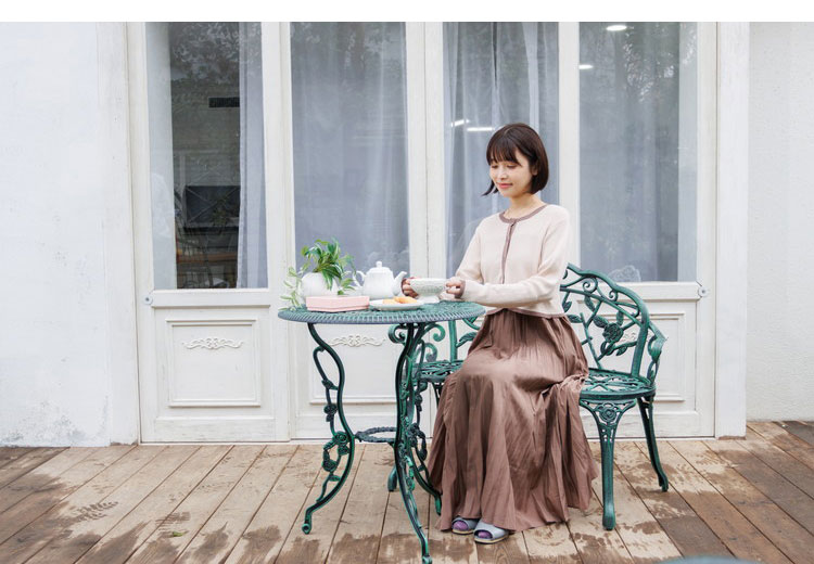 リビングアウト　ローズアルミガーデンベンチ【直接引き取り】VOGUEさん専用 リビングアウト ローズアルミガーデンベンチ 谷村実業 ガーデン