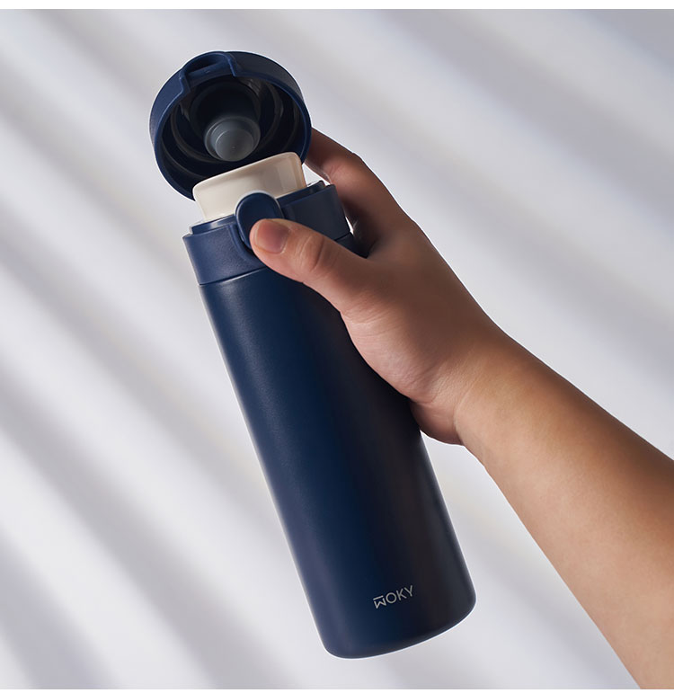 【チタン製 真空断熱ボトル 600ml 日本初上陸 チタン+セラミックコーティング TICERA ワンプッシュボトル