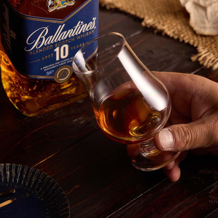 スコッチの宝石 バランタイン10年 テイスティンググラスセット ギフト