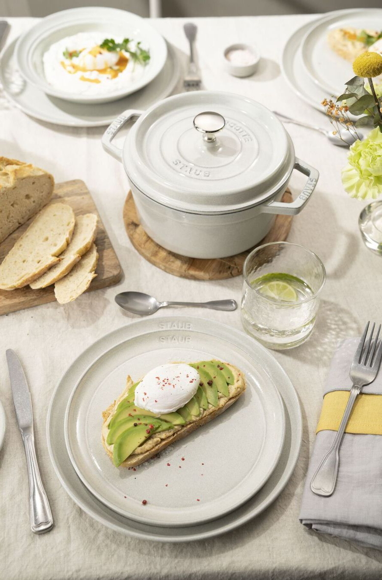 公式販売店 STAUB サービングプレート22cm カンパーニュ ストウブ