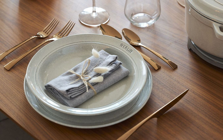 公式販売店 ストウブ staub セラミック ディーププレート 24cm