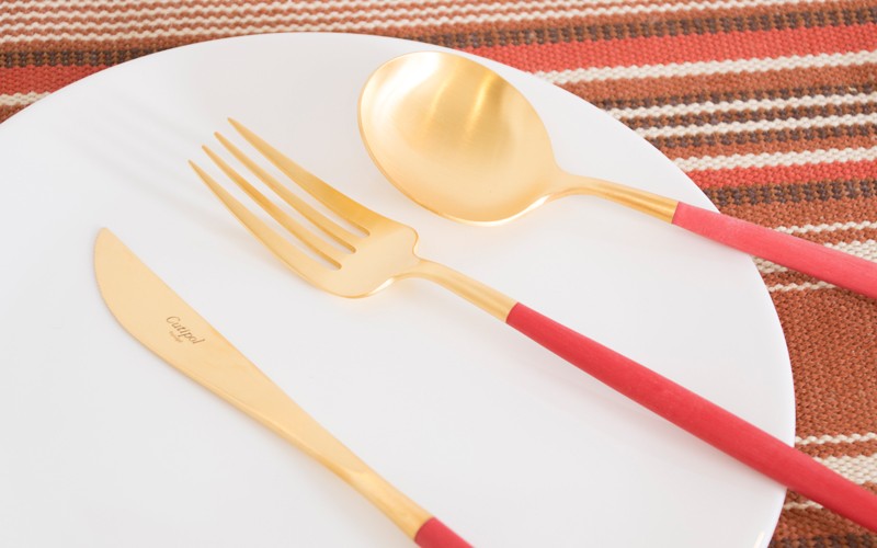 Cutipol/クチポール GOA/ゴア  レッド