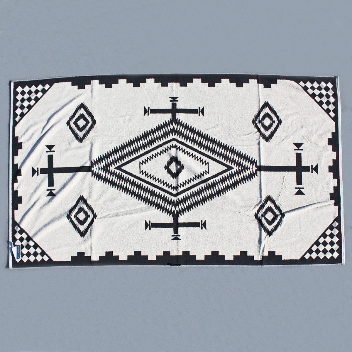 PENDLETON（ペンドルトン） XB233 Over Sized Jacquard Towels