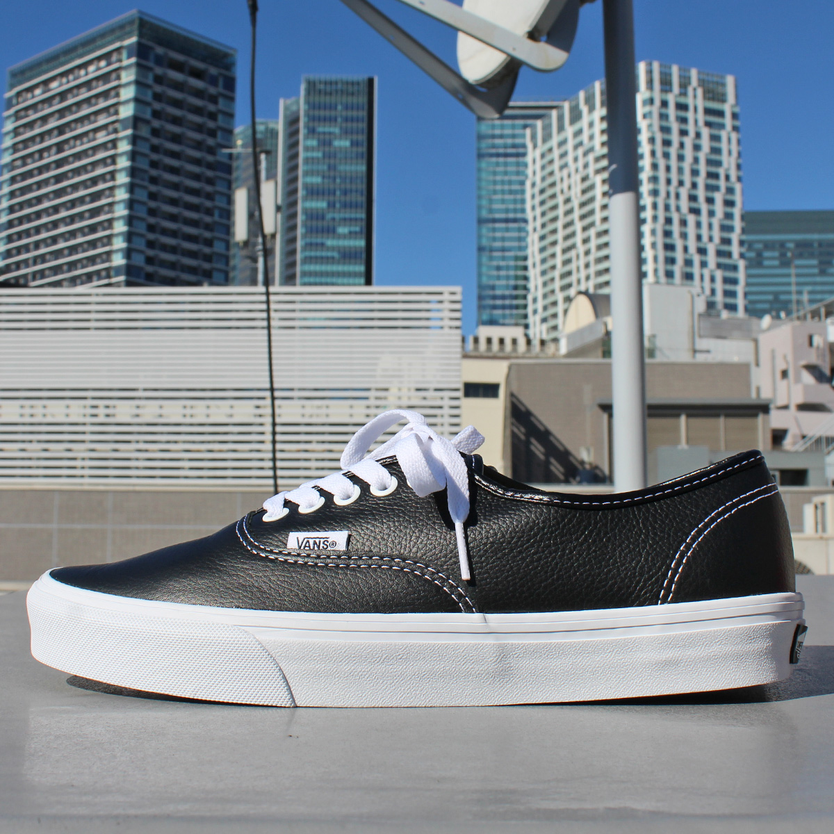 authentic-leather-blk2.jpg authentic-leather-blk2.jpg