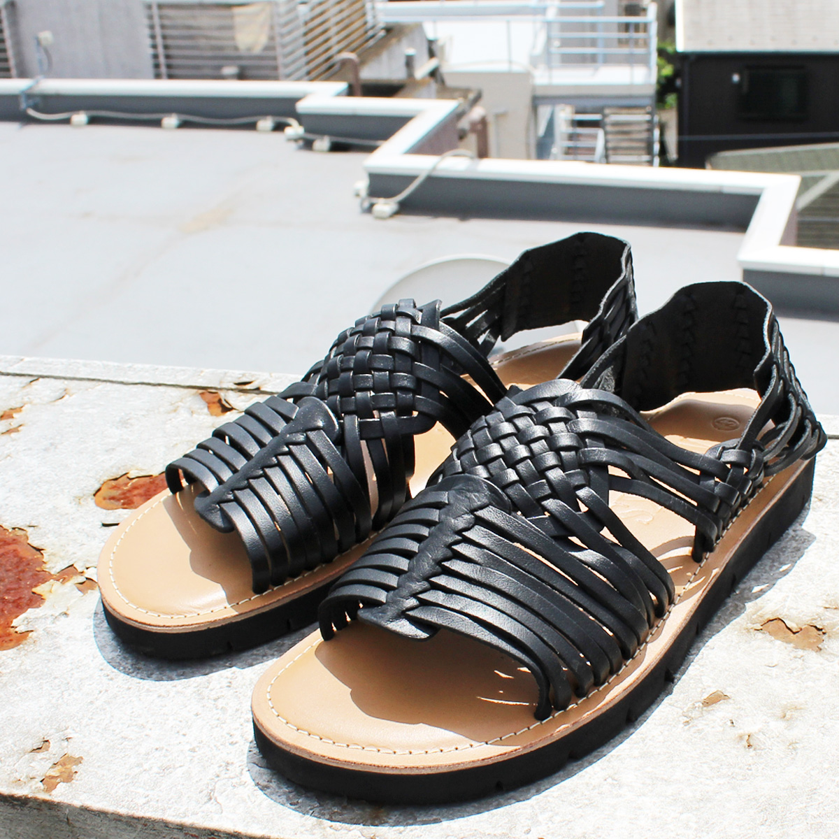 maliks-blk1.jpg maliks-blk1.jpg