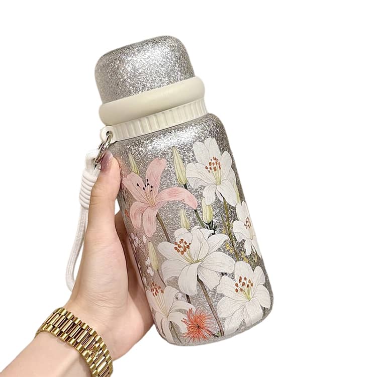 水筒 コップ付き 上品 チタンコーティング 真空断熱 600ml 保冷 蓋付き