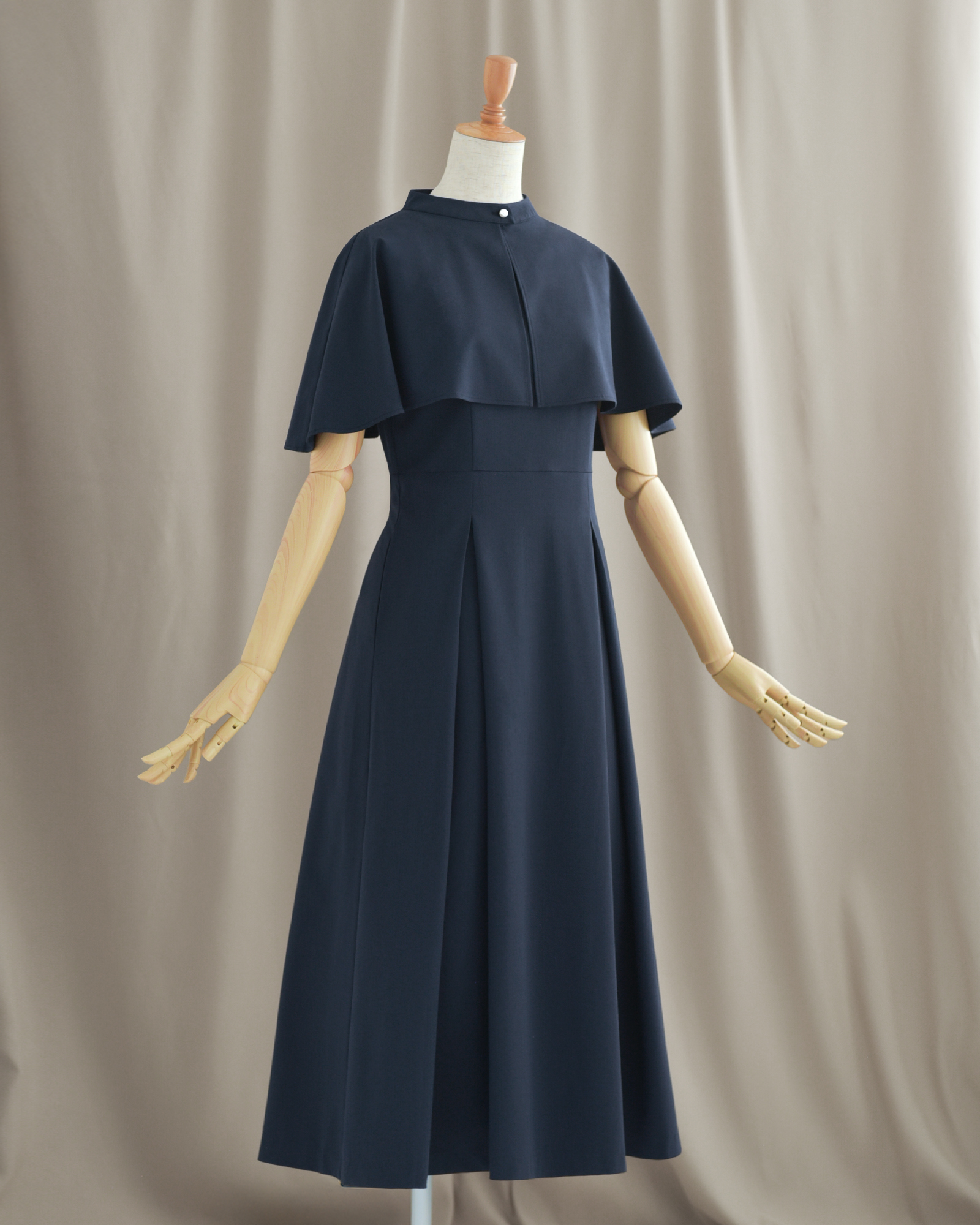 REGINA RISURRE（レジーナリスレ） 【ケープ ワンピース ソフィー】春