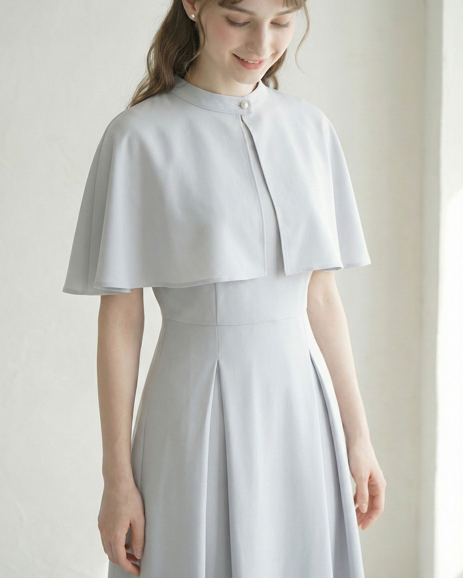 レジーナリスレ ケープワンピース ソフィ REGINA RISURRE（レジーナリスレ） 【ケープ ワンピース ソフィー】春