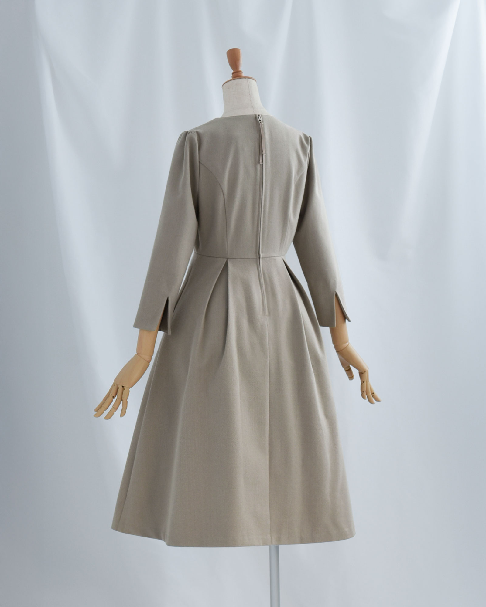 REGINA RISURRE（レジーナリスレ） 【プリマ レイヤード ワンピース