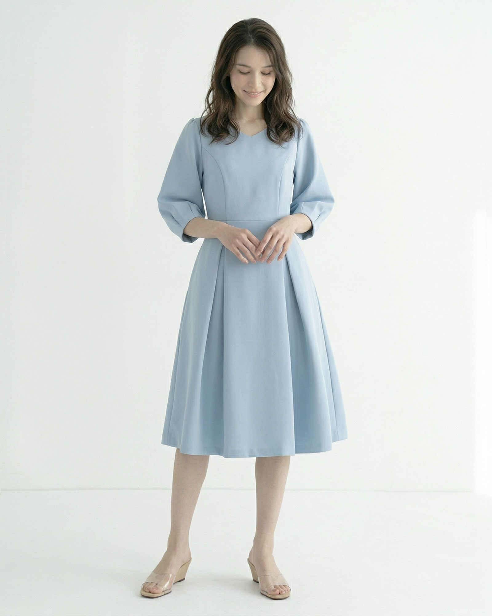 神戸レジーナリスレワンピース・キレイワンピマリア40（M）ネイビー丸襟新品未使用 REGINA RISURRE（レジーナリスレ） 【キレイ ワンピ マリア】春 夏 秋