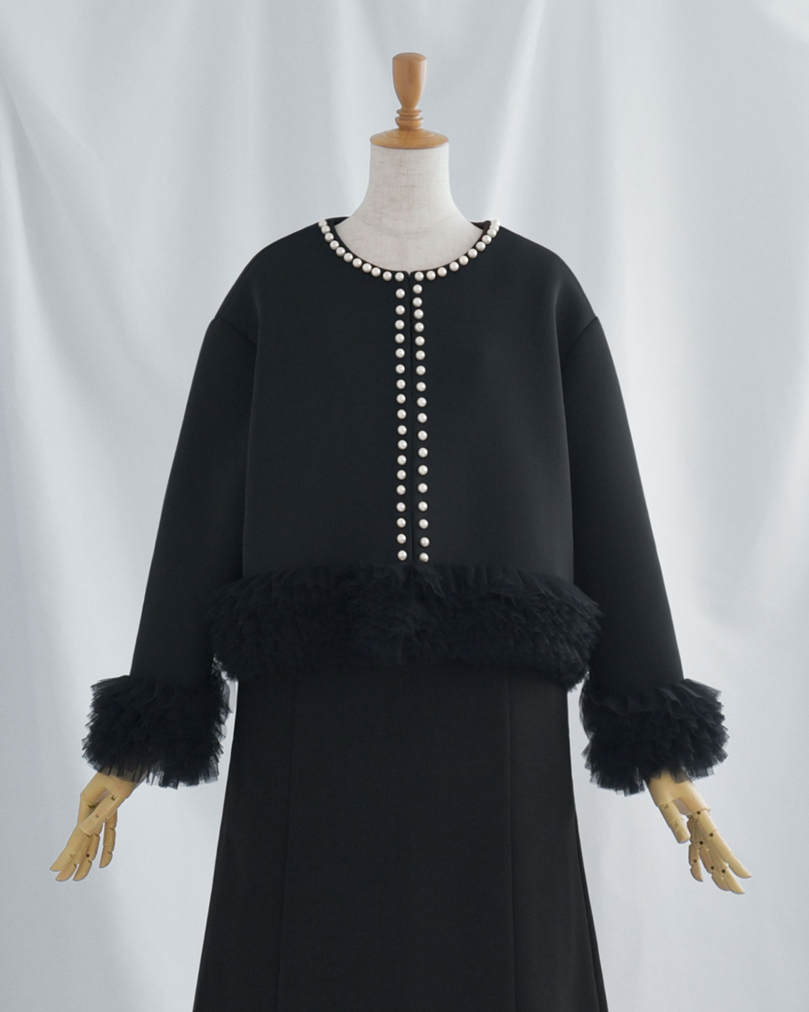 REGINA RISURRE（レジーナリスレ） 【ボンディング ジャケット パール