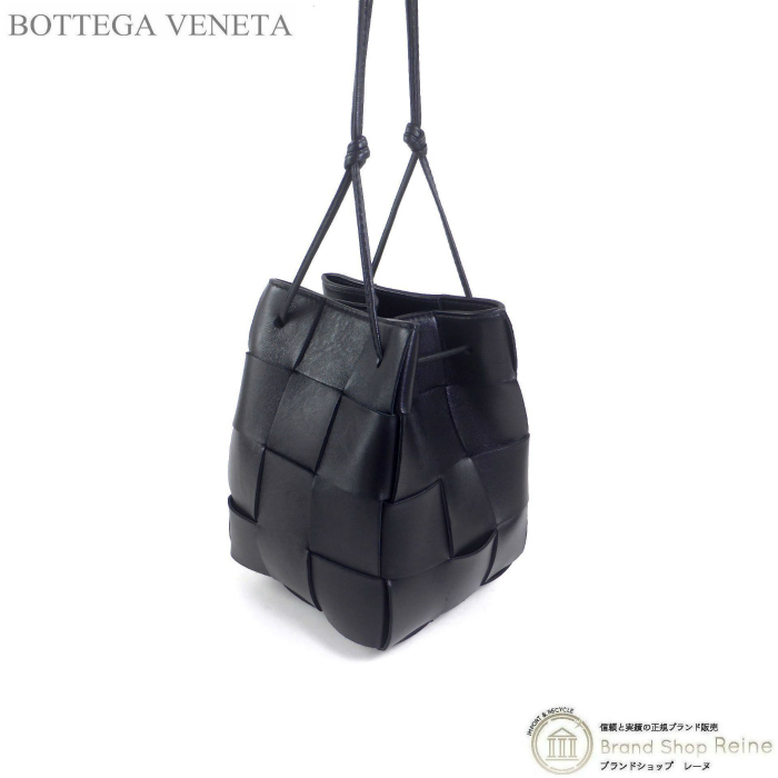 ボッテガ ヴェネタ （BOTTEGA VENETA）カセット スモール バケット