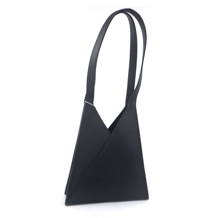 MM6 ジャパニーズ レザー ショルダーバッグ SB5WD0020 ブラック MM6 メゾン マルジェラ （Maison Margiela） ジャパニーズ 6