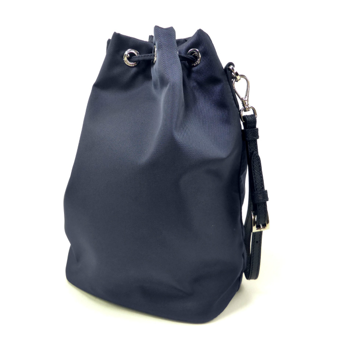 美品✨ PRADA プラダ ナイロン 巾着ポーチ グレー 小物入れ 楽天市場】【送料無料】 プラダ 巾着 ポーチ グレー ブルー