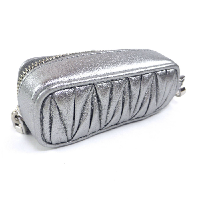 miumiu リップケース マテラッセ 未使用品 MIUMIU リップケース チャーム マテラッセ ゴールド