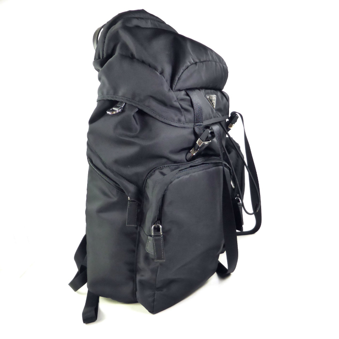 PRADA（プラダ） Re-Nylon サフィアーノ ナイロン ファブリック バック