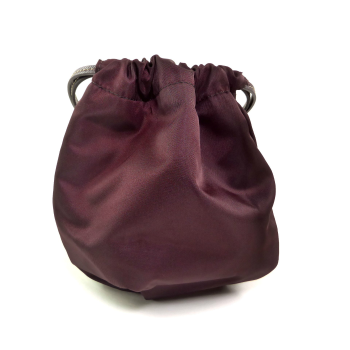 PRADA（プラダ） ナイロン テスート×サフィアーノ 巾着 ポーチ 袋