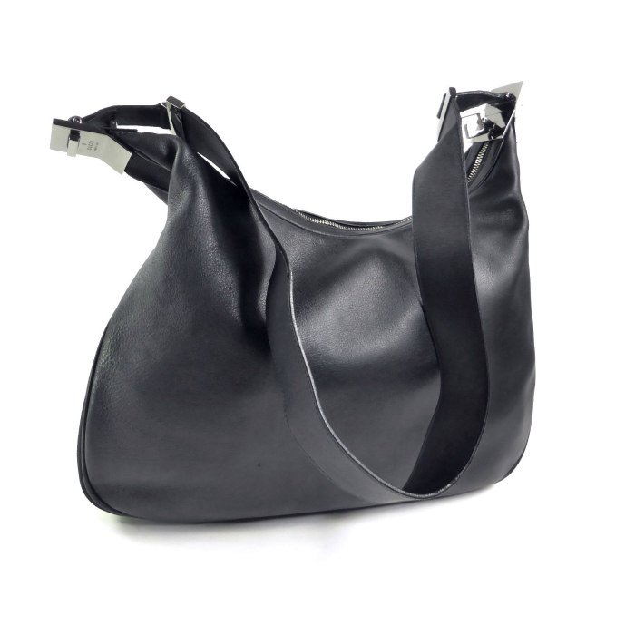 GUCCI（グッチ） レザー 肩掛け ワンショルダー バッグ 001・3341