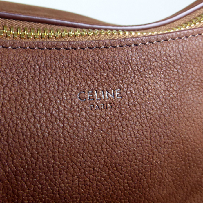 CELINE（セリーヌ） ラージ ルル グレインヌバックカーフ ホーボー