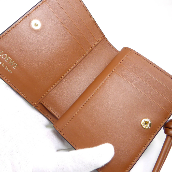 LOEWE（ロエベ） ノット コンパクト ウォレット 二つ折り 財布